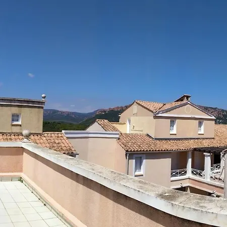 Апартаменты Superbe Duplex Cap Esterel Vue