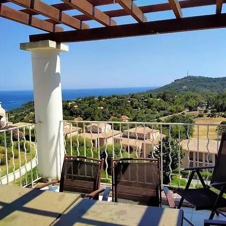 Апартаменты Superbe Duplex Cap Esterel Vue