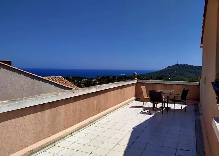 Superbe Duplex Cap Esterel Vue Апартаменты
